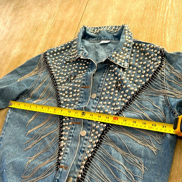 Boutique Embellished rhinestone studd Jean Jacket - Picture 5 of 9
